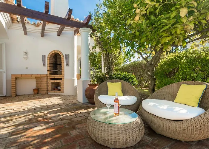 빌라 Peaceful 4br On Gramacho Golf W/ Private Pool