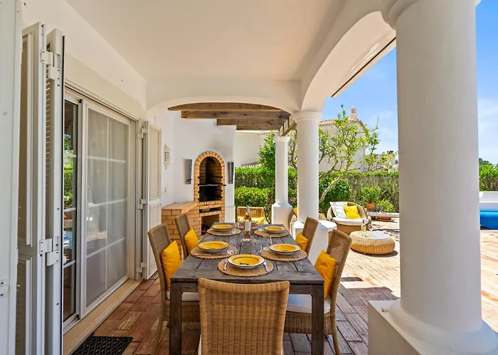 Peaceful 4br On Gramacho Golf W/ Private Pool Villa Lagoa