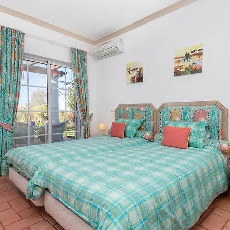 Peaceful 4br On Gramacho Golf W/ Private Pool * ラゴア