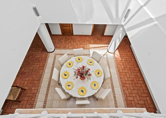 Peaceful 4br On Gramacho Golf W/ Private Pool