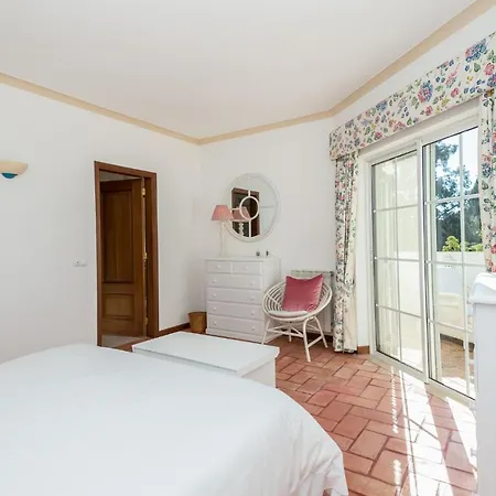 Villa Peaceful 4br On Gramacho Golf W/ Private Pool