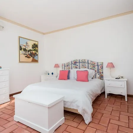 Peaceful 4br On Gramacho Golf W/ Private Pool Villa Lagoa (Algarve)