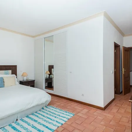 Peaceful 4br On Gramacho Golf W/ Private Pool Villa *