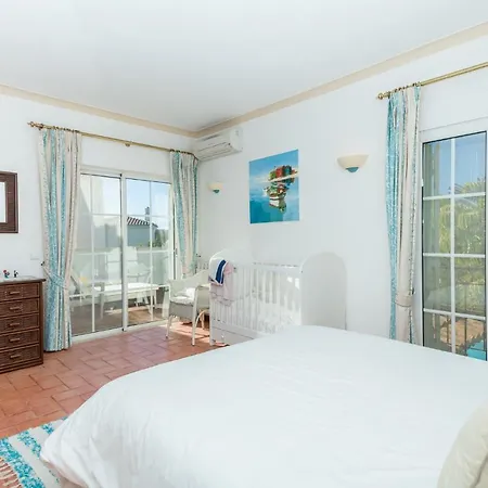 Peaceful 4br On Gramacho Golf W/ Private Pool Villa *